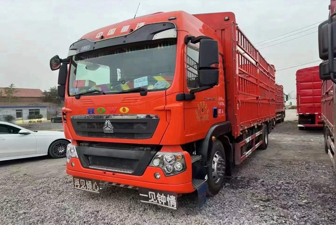6米8高欄貨車